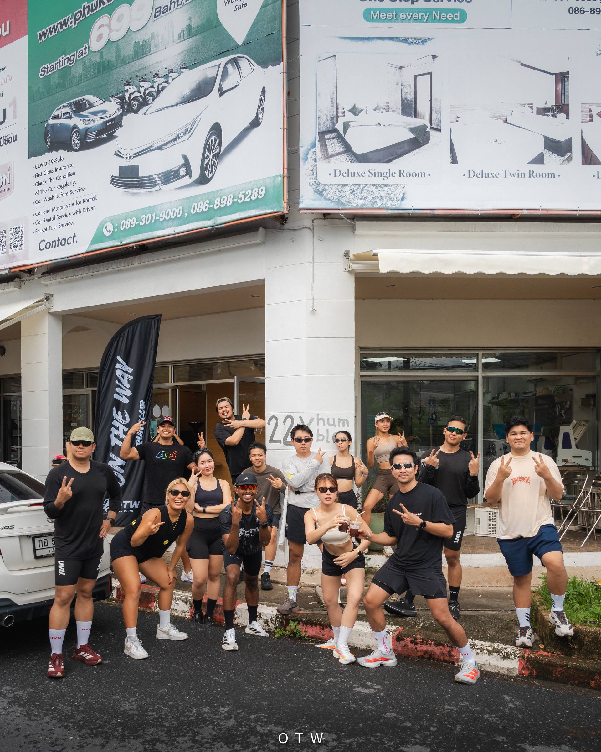 On The Way Run Club Phuket  x 22xhumble
