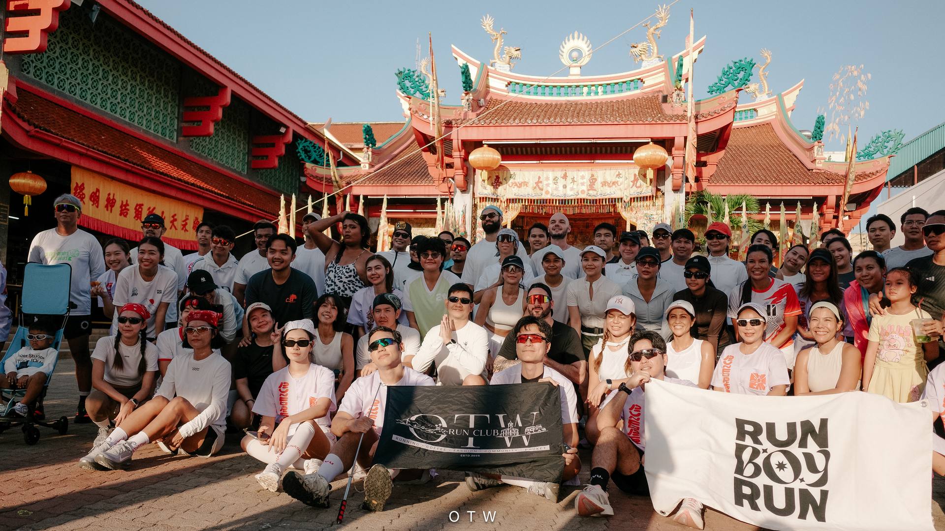 On The Way Run Club Phuket Run For Shine